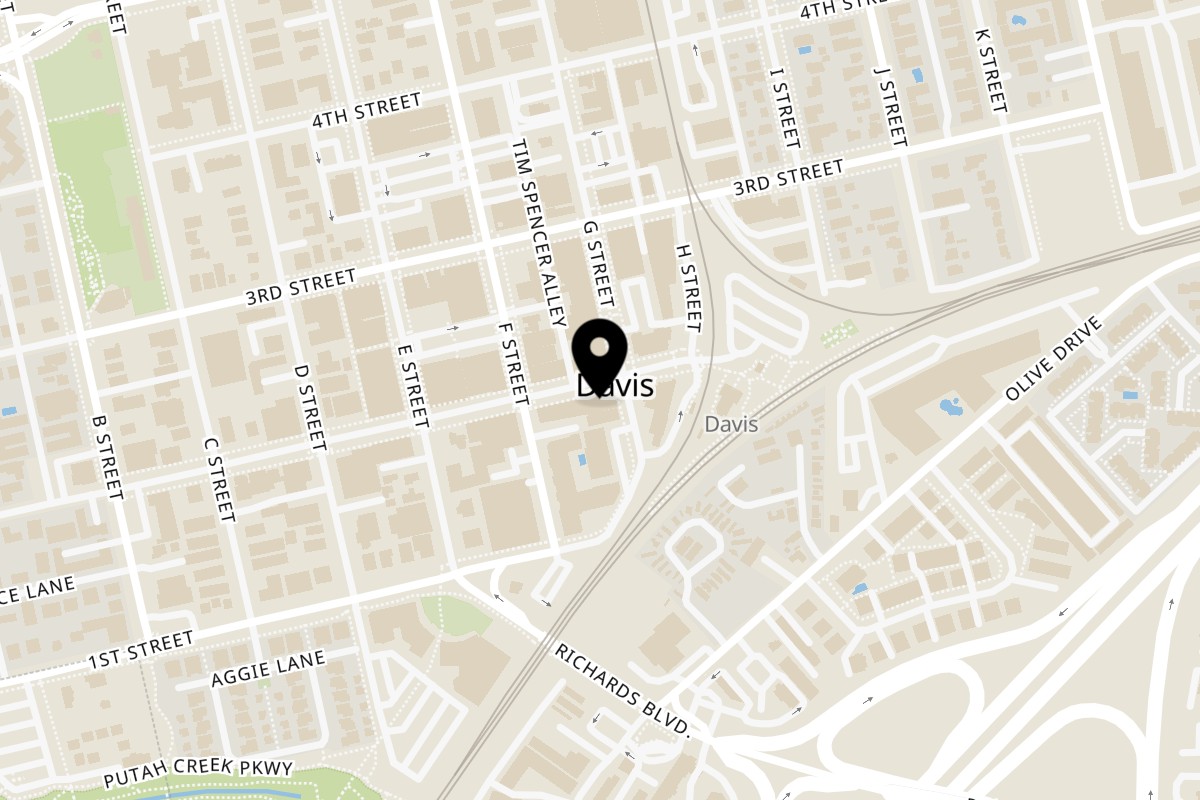 Map showing the location of Campus Burgers Davis on 720 2nd St in Davis